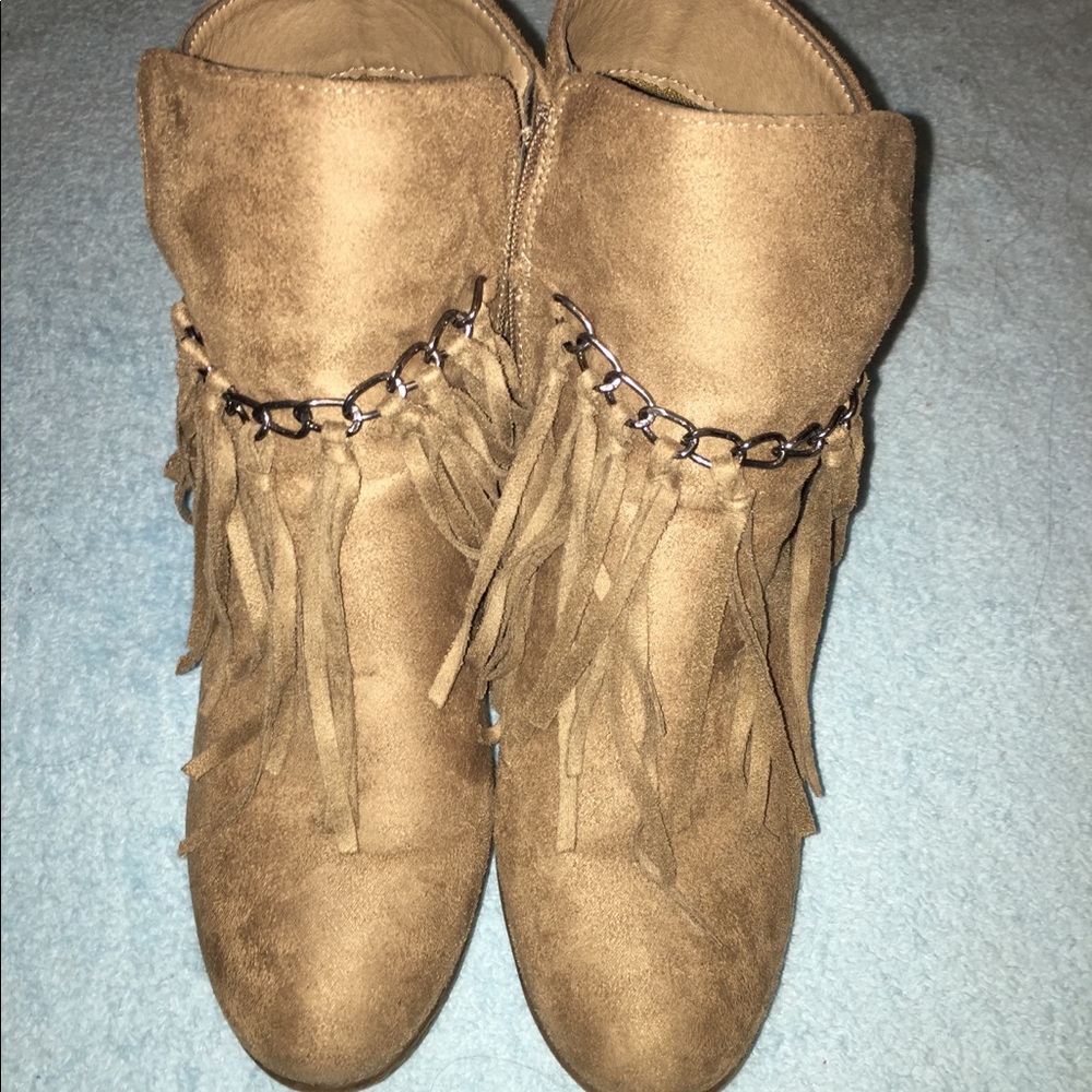 Super cute booties